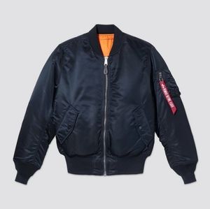 Alpha industries navy ma-1 bomber